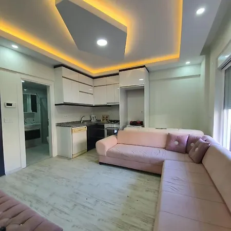 Lara Airport House *
